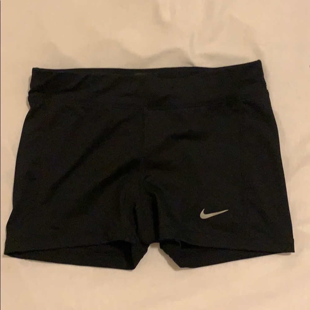 Nike shorts - Picture 1 of 2